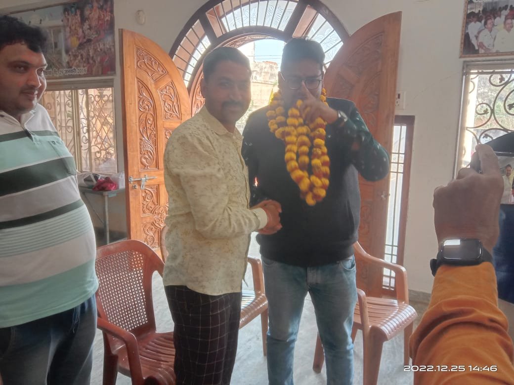 एकता पत्रकार संघ के निर्विरोध जिलाध्यक्ष निर्वाचित हुए सुमित शर्मा 8 IMG 20221225 WA0010 kshititech