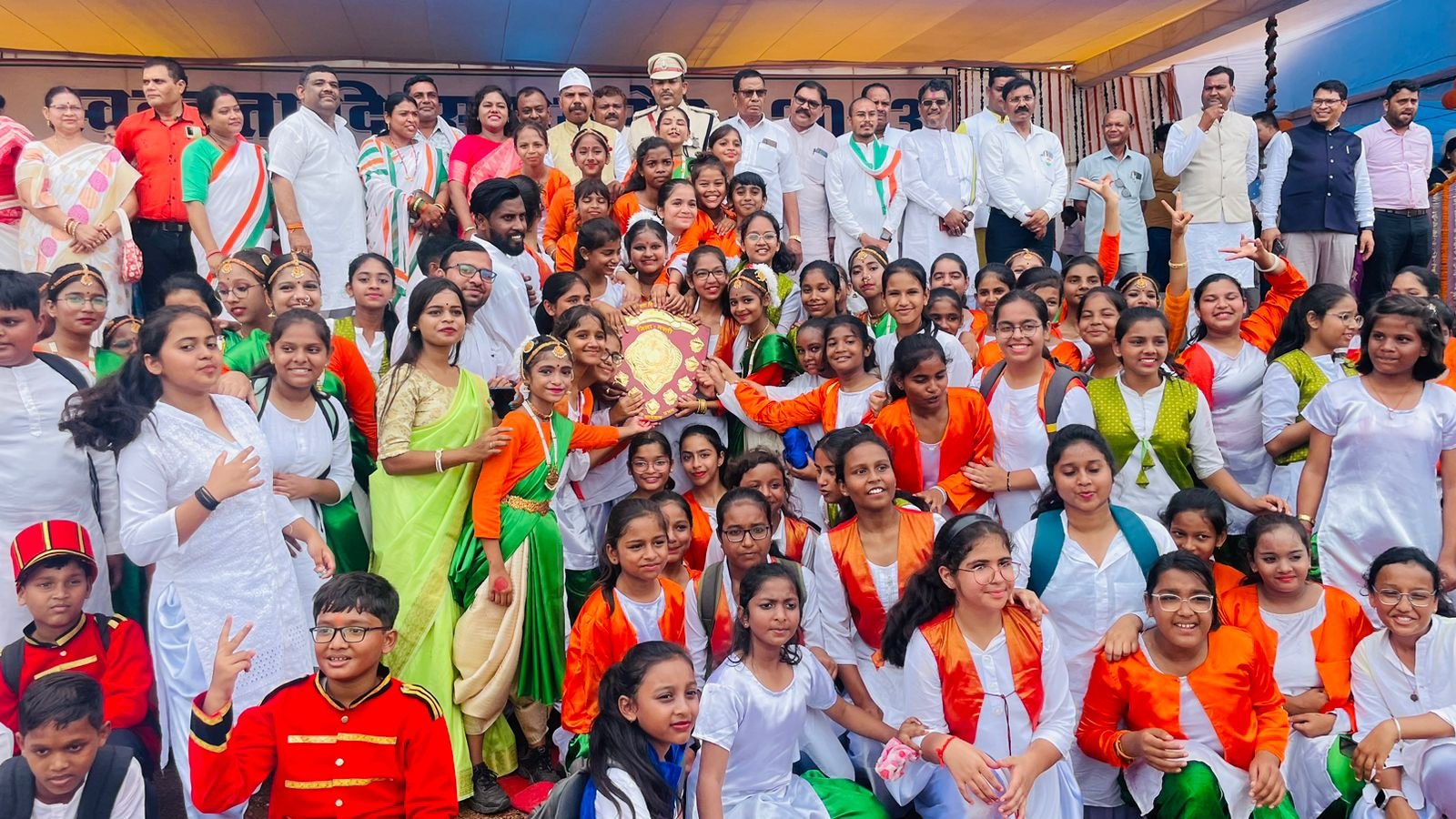 जिला स्तरीय सांस्कृतिक कार्यक्रम में जिंदल वर्ल्ड स्कूल ने लहराया सफलता का परचम, सांस्कृतिक कार्यक्रम में प्रथम स्थान प्राप्त किया 1 IMG 20230815 WA0004 kshititech