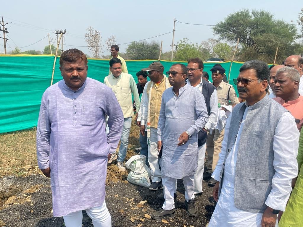 जनपद पंचायत अध्यक्ष राजेश राठौर ने सक्ती विधानसभा से की दावेदारी, कहा - मौक़ा मिलेगा तो भरोसे पर उतरूँगा खरा 3 IMG 20230820 WA0034 kshititech