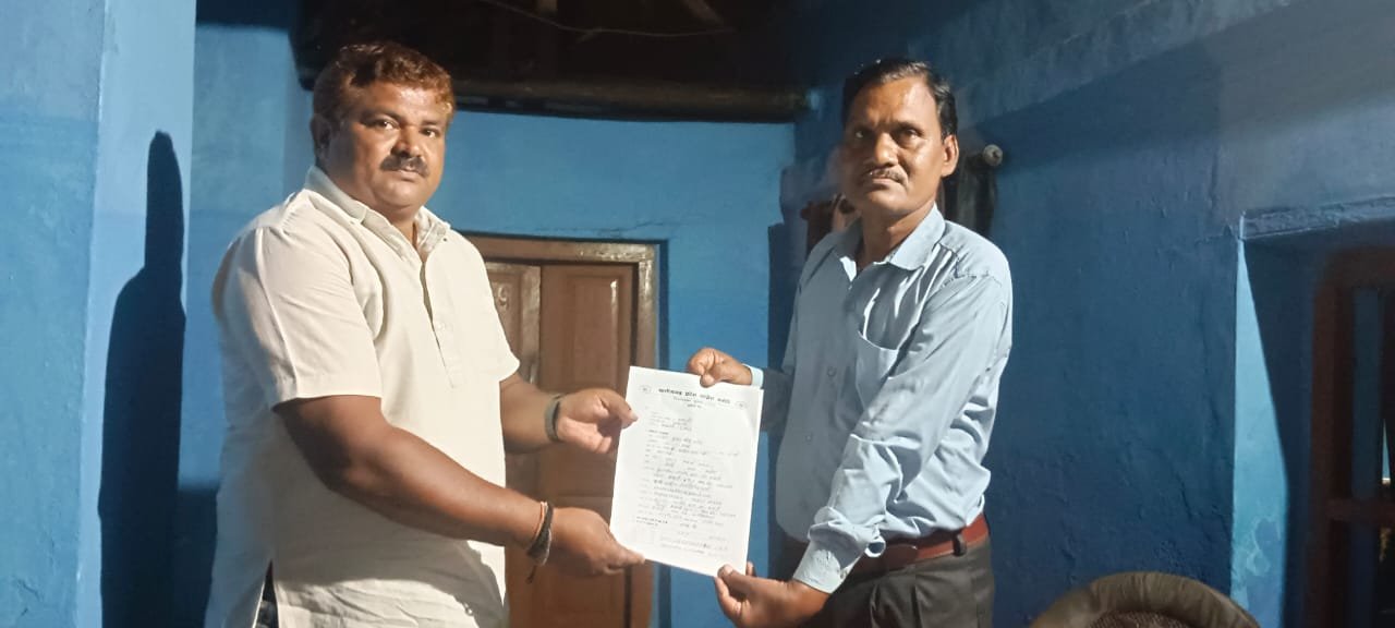 जनपद पंचायत अध्यक्ष राजेश राठौर ने सक्ती विधानसभा से की दावेदारी, कहा - मौक़ा मिलेगा तो भरोसे पर उतरूँगा खरा 1 IMG 20230820 WA0035 kshititech