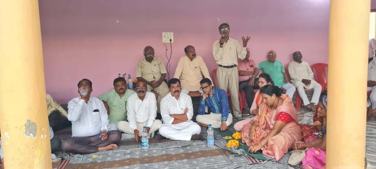 सक्ती विधानसभा: राठौर समाज एकजुट, कोई भी राजनैतिक पार्टी समाज के व्यक्ति को दे टिकट तो उसका मिलकर समर्थन करने का निर्णय 1 IMG 20230912 WA0022 kshititech