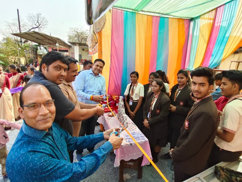 गुंजन स्कूल के फन फेयर में अभिभावकों और छात्र छात्राओं में दिखा भारी उत्साह 2 IMG 20231202 123716 kshititech
