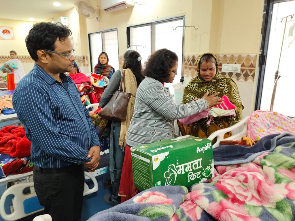एक ही परिवार में देवरानी जेठानी को हुए जुड़वा बच्चे, परिवारजनों ने कहा - यह संयोग और सौभाग्य दोनों 3 img 20240122 1628401837229046049852470 kshititech
