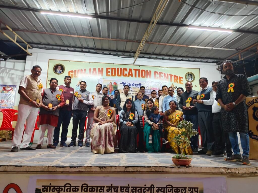 साहित्य और संगीत के संगम के साथ हुआ भारत की सीमा में सेवा देने वाले सक्ती क्षेत्र के वीर सपूतों का सम्मान 2 img 20240128 1849237774976676106047658 kshititech