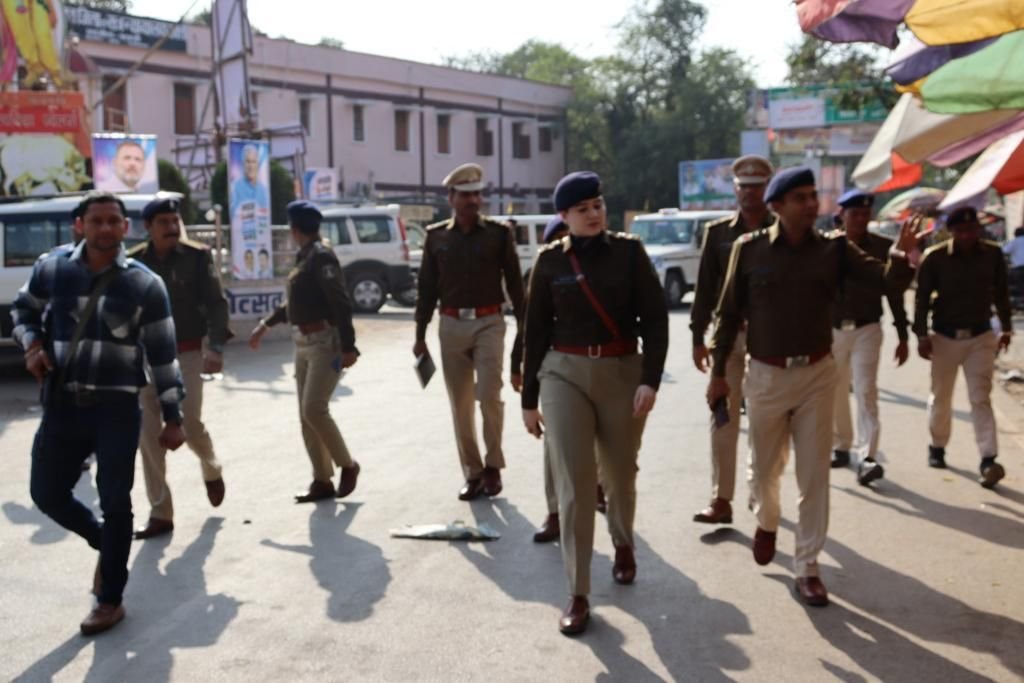 सक्ती एसपी अंकिता शर्मा की थाना प्रभारियों को दो टूक, अपराध करने वालों में हो खौफ, बेसिक पुलिसिंग पर ध्यान दें प्रभारी 5 img 20240207 wa00793968237694709596525 kshititech
