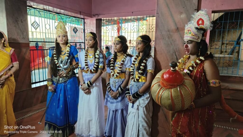 माता परमेश्वरी महोत्सव मनाया गया, निकली भव्य शोभायात्रा 4 img 20240217 wa00677925121662123544413 kshititech