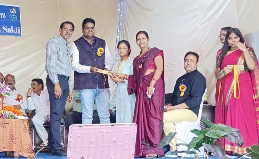 वार्षिक सांस्कृतिक प्रोग्राम में अनुनय के मेधावी विद्यार्थियों को किया गया सम्मानित 3 img 20240218 1745424720277596846338754 kshititech