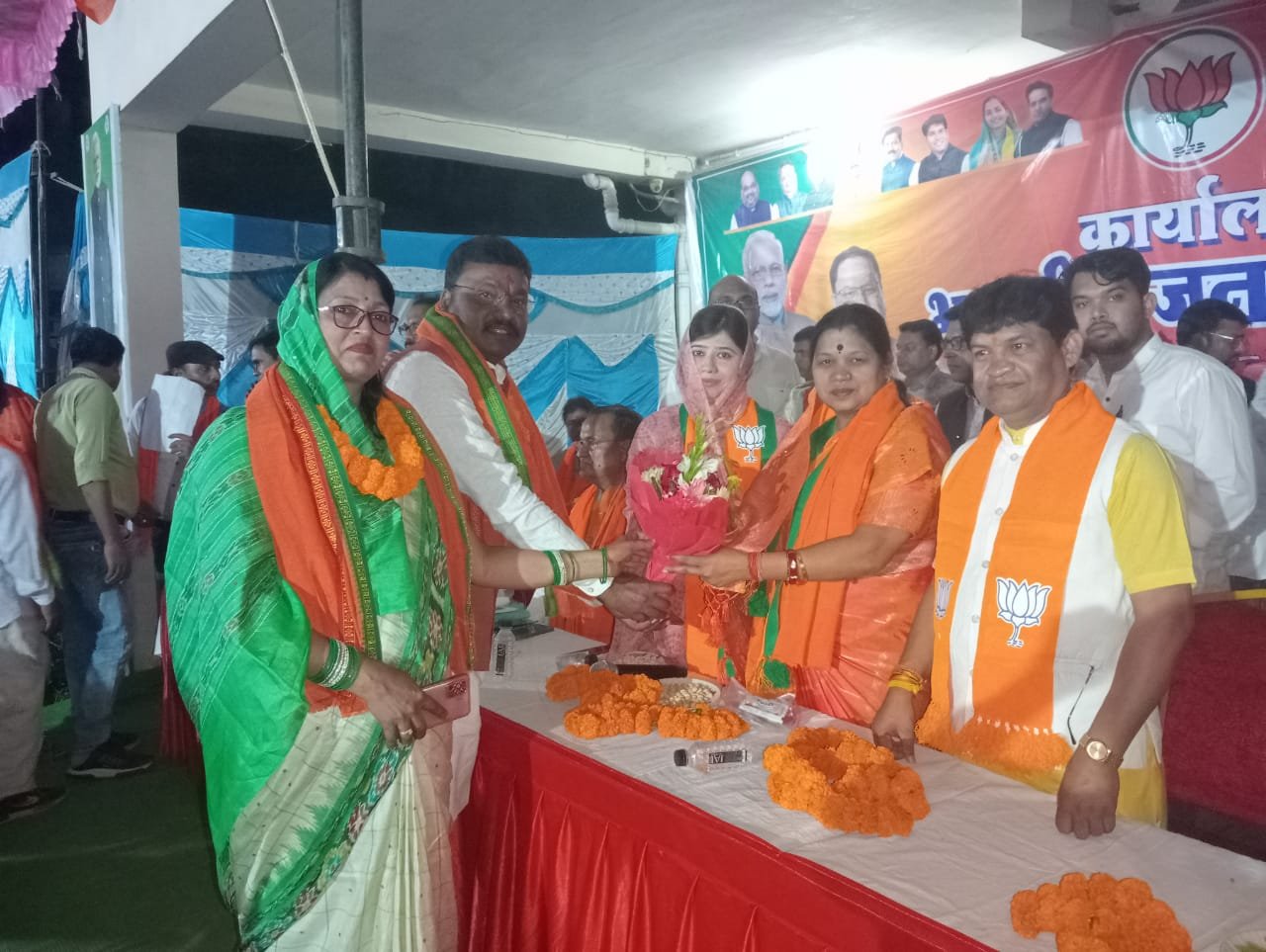 कद्दावर नेता रामकुमार गबेल हुए भाजपा में शामिल, लोकसभा प्रभारी गौरीशंकर अग्रवाल ने गमछा पहनाकर कराया प्रवेश, भाजपा को मिलेगी मजबूती, रामकुमार ने कहा -सिद्दत के साथ करेंगे काम, जीतेंगे भी 1 IMG 20240304 WA0081 kshititech