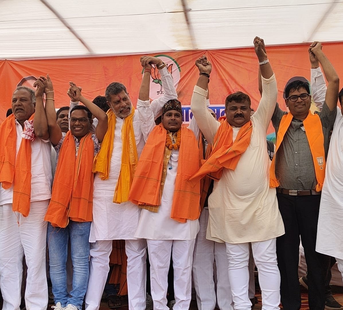महंत के गढ़ में भाजपा ने लगाई सेंध, धर्मेंद्र और राजेश ने हाथ का छोड़ा साथ 1 IMG 20240318 WA0018 kshititech