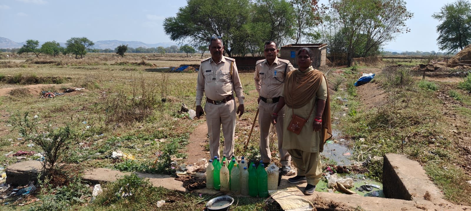 आबकारी विभाग की अवैध शराब निर्माण और भंडारण के विरुद्ध ताबड़तोड़ कार्रवाई 1 IMG 20240320 WA0079 kshititech