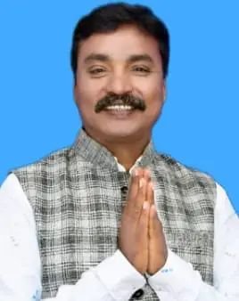 कद्दावर नेता रामकुमार गबेल हुए भाजपा में शामिल, लोकसभा प्रभारी गौरीशंकर अग्रवाल ने गमछा पहनाकर कराया प्रवेश, भाजपा को मिलेगी मजबूती, रामकुमार ने कहा -सिद्दत के साथ करेंगे काम, जीतेंगे भी 3 da9752c9 64fe 4742 a447 810ed588fc6f min 12303575231642672445 kshititech