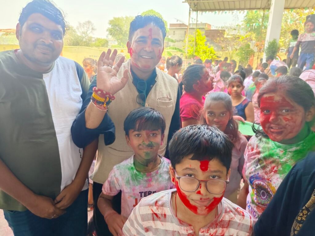 गुंजन एजुकेशन में प्री होली सेलिब्रेशन की धूम, बच्चों में अनंत उत्साह 3 img 20240323 112954801331739101269144 kshititech