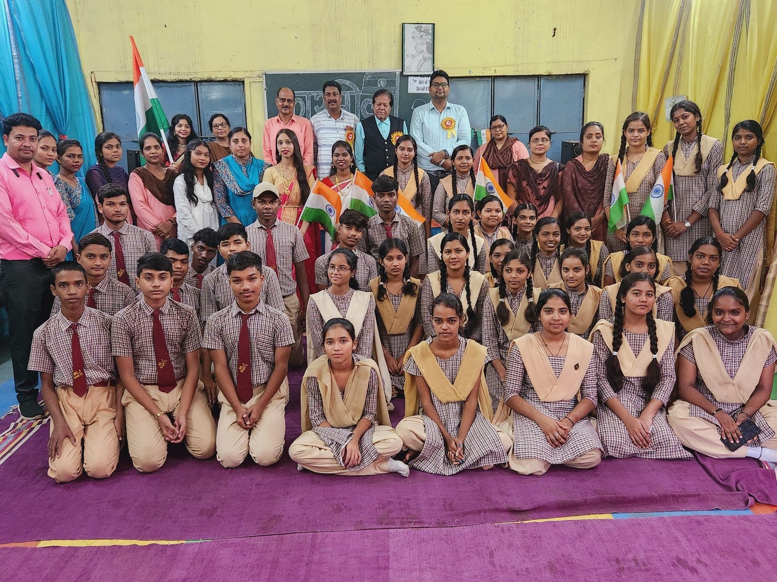 एमएल जैन स्कूल में हर्षोल्लास के साथ मनाया गया कारगिल विजय दिवस 1 IMG 20240726 WA0143 scaled kshititech
