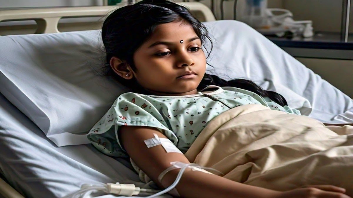 3 साल की बच्ची ने पी ली घर में रखी शराब नशा हुआ तो मन से बोली नहला दो हो गई मौत 1 66a9f51460ef1 girl child died after drinking liquor 312554108 16x9 1 kshititech