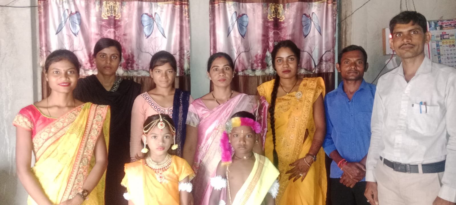 जर्वे का ज्ञानदायिनी स्कूल बच्चों के सर्वांगीण विकास के लिए प्रतिबद्ध: कृष्ण जन्माष्टमी पर हुए आयोजन में राधा कृष्ण के रूप में बच्चों ने सजकर दी प्रस्तुति 1 IMG 20240824 WA0366 kshititech