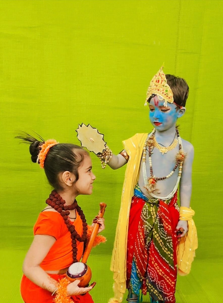जन्माष्टमी पर्व: राधे राधे के बोल से गूंज उठा सक्ती का जे.बी.डी.ए.व्ही. स्कूल, "वो है अलबेला मद नैनो वाला" गीत पर सुंदर नृत्य की प्रस्तुति 1 IMG 20240826 105459 kshititech