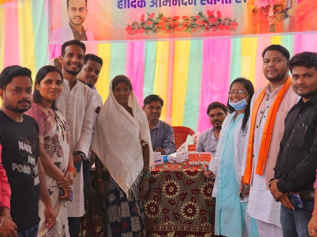 विशाल स्वास्थ्य शिविर जुड़गा में ग्रामीणों ने कराई जांच, टिकेश्वर गबेल ने कहा: जनहितैषी शिविर से ग्रामीणों को मिलता है लाभ, प्रेम पटेल ने बताया सराहनीय कार्य, कुलदीप जायसवाल ने जताया आभार 5 20240928 1349546627066043959975231 kshititech