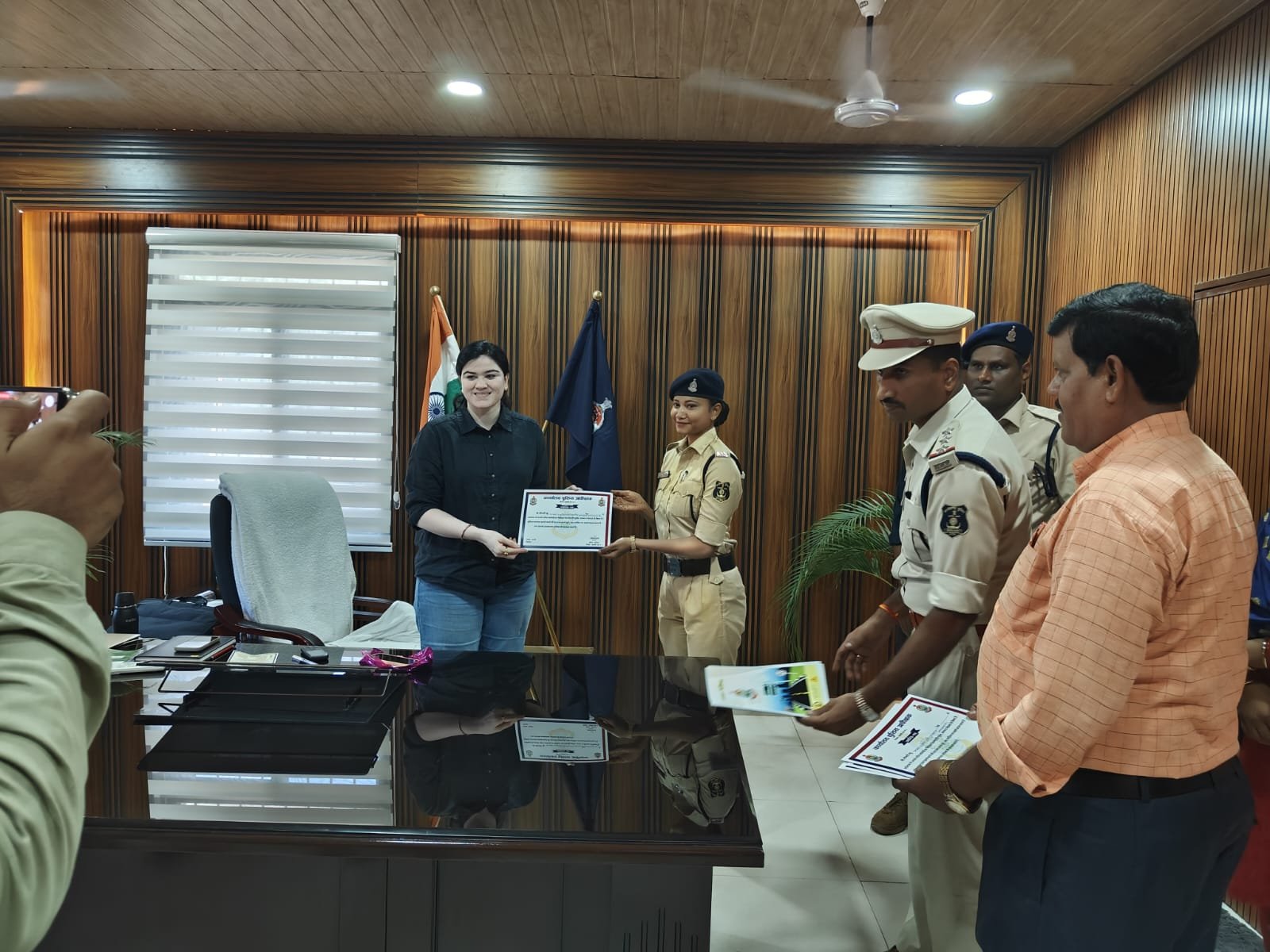 एसपी अंकिता शर्मा का सकारात्मक प्रयास, उपयोगी साबित हो रहे पांच सौ से ज्यादा यातायात मित्र 1 IMG 20240903 WA0301 kshititech