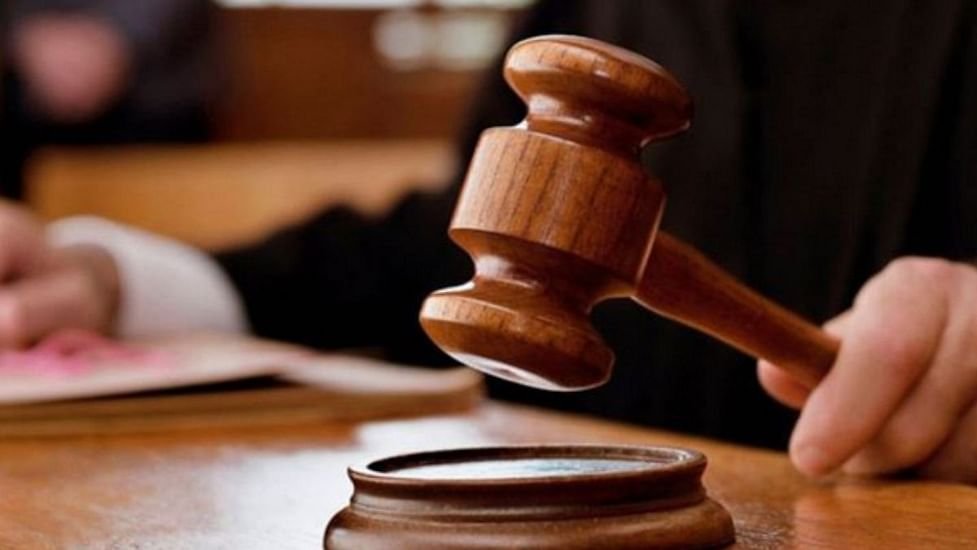 लापरवाही पूर्वक वाहन चलाकर बच्चे को ठोकर मार कर मृत्यु करने के मामले में वाहन चालक को एक साल का कारावास और जुर्माना की सजा 1 image search 1726293011951 kshititech