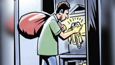 सक्ती जिला : सूने घर से दिन दहाड़े चोरों ने पार किए जेवरात और नगदी, ग्रामीण क्षेत्र के घर भी नहीं महफूज 1 image search 1726418763380 kshititech