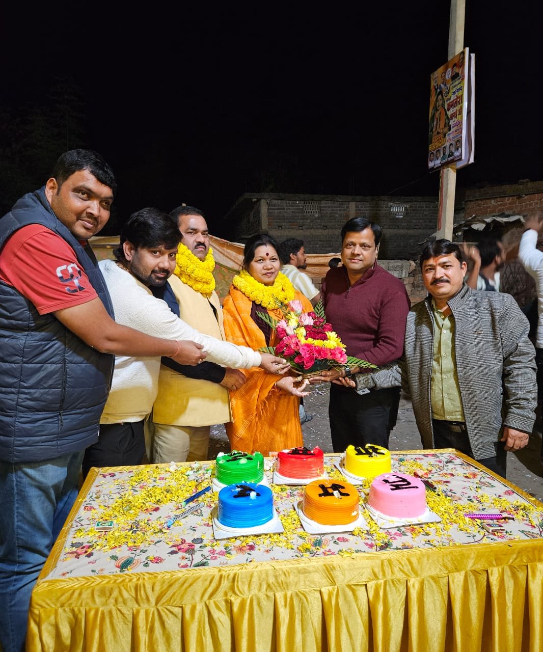 सांसद कमलेश जांगड़े को निवास पहुँच कर जन्मदिन की बधाई दी अग्रवाल सम्मेलन के पदाधिकारियों ने 1 IMG 20241230 WA0005 kshititech
