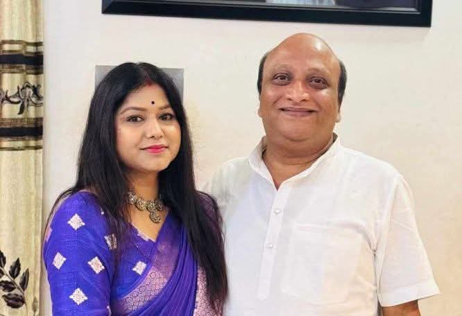 हर महिला, बच्चे और युवाओं की आवाज के रूप में जाना जाता है रीना गेवाडीन को, जीत की प्रबल दावेदार के रूप में आ रही सामने, गेवाडीन दंपत्ति गरीबों और नगर के लोगों की सेवा में रहे आगे 1 FB IMG 1738132514929 kshititech