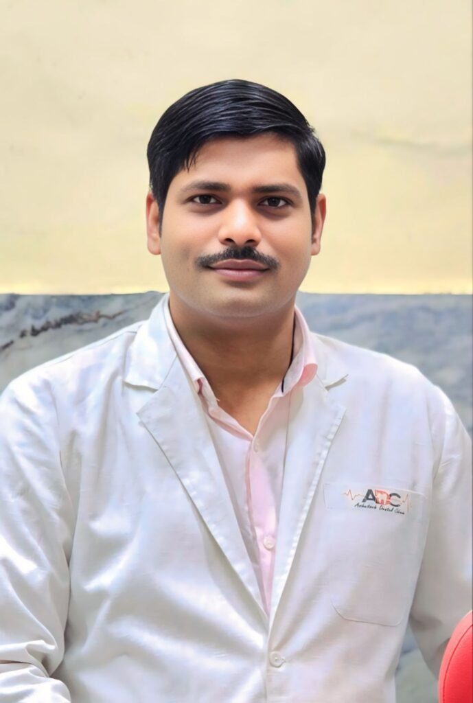 साउथ कोरिया में निर्मित विश्व की नंबर वन इम्प्लांट सिस्टम एंड चेयर की स्थापना की डॉ आशुतोष जायसवाल ने, सक्ती जिले की दंत चिकित्सा में जुड़ा नया अध्याय, छत्तीसगढ की पहली चेयर लगी आशुतोष डेंटल क्लिनिक में 2 17407328292261305457966643566118 kshititech