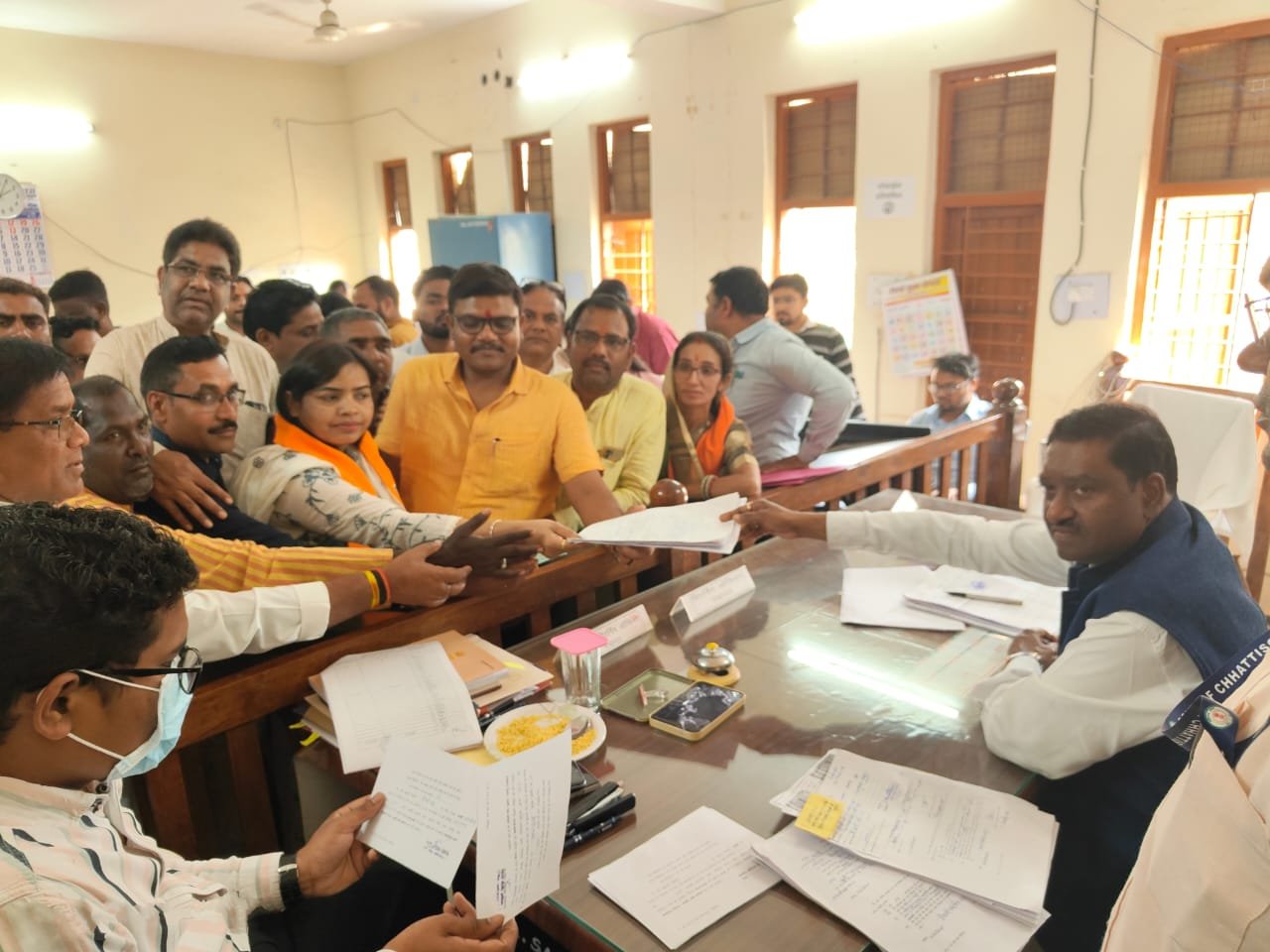 जिला पंचायत चुनाव के लिए भाजपा प्रत्याशी सुशीला सिन्हा ने दाखिल किया नामांकन 1 IMG 20250202 WA0292 kshititech