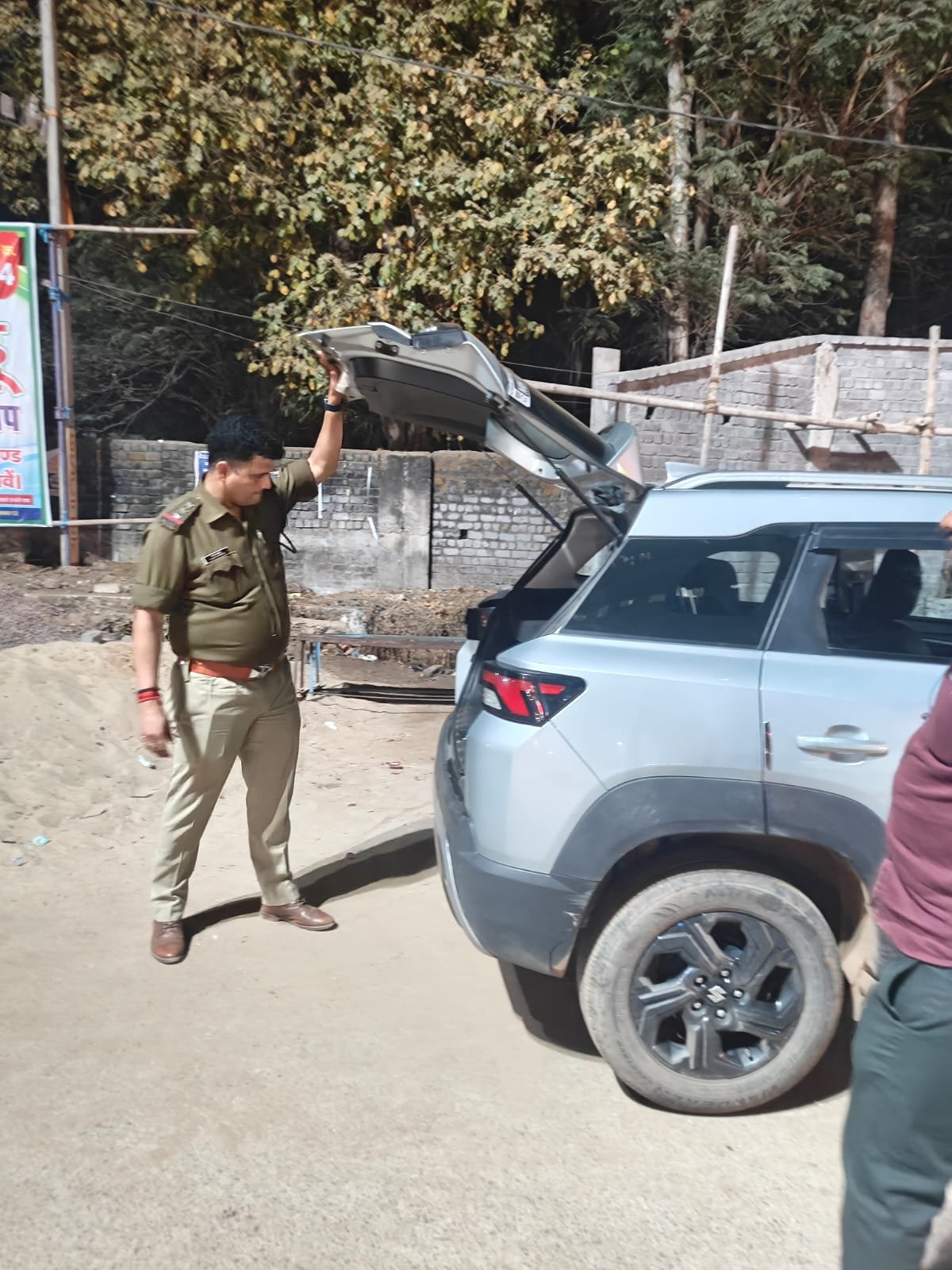 पुलिस अधीक्षक अंकिता शर्मा के सख्त नेतृत्व में नगरीय निकाय और त्रिस्तरीय पंचायत चुनाव कराने की तैयारी लगभग पूरी 1 IMG 20250210 WA0104 kshititech
