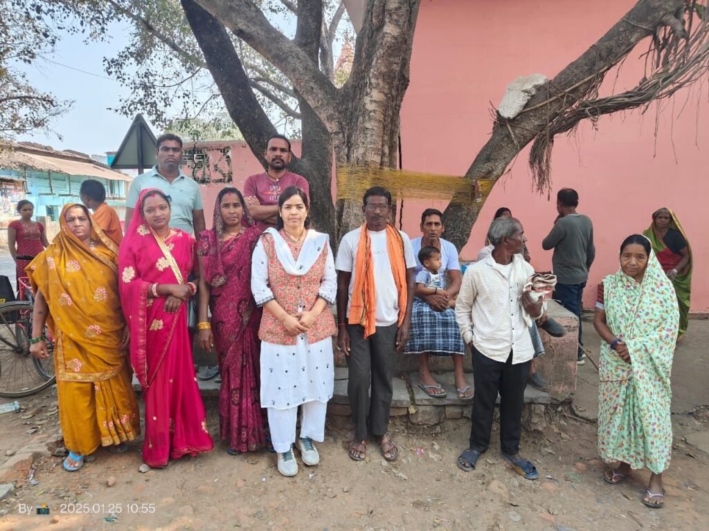 जिला पंचायत चुनाव के लिए भाजपा प्रत्याशी सुशीला सिन्हा ने दाखिल किया नामांकन 3 img 20250202 wa02905955586627921228187 kshititech
