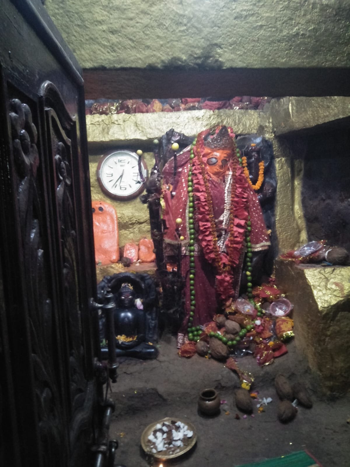 चैत्र नवरात्रि के प्रथम दिवस अड़भार के प्रसिद्व मॉ अष्टभुजी मंदिर मे भक्तों की लगी भीड़ 1 IMG 20250330 WA0208 kshititech