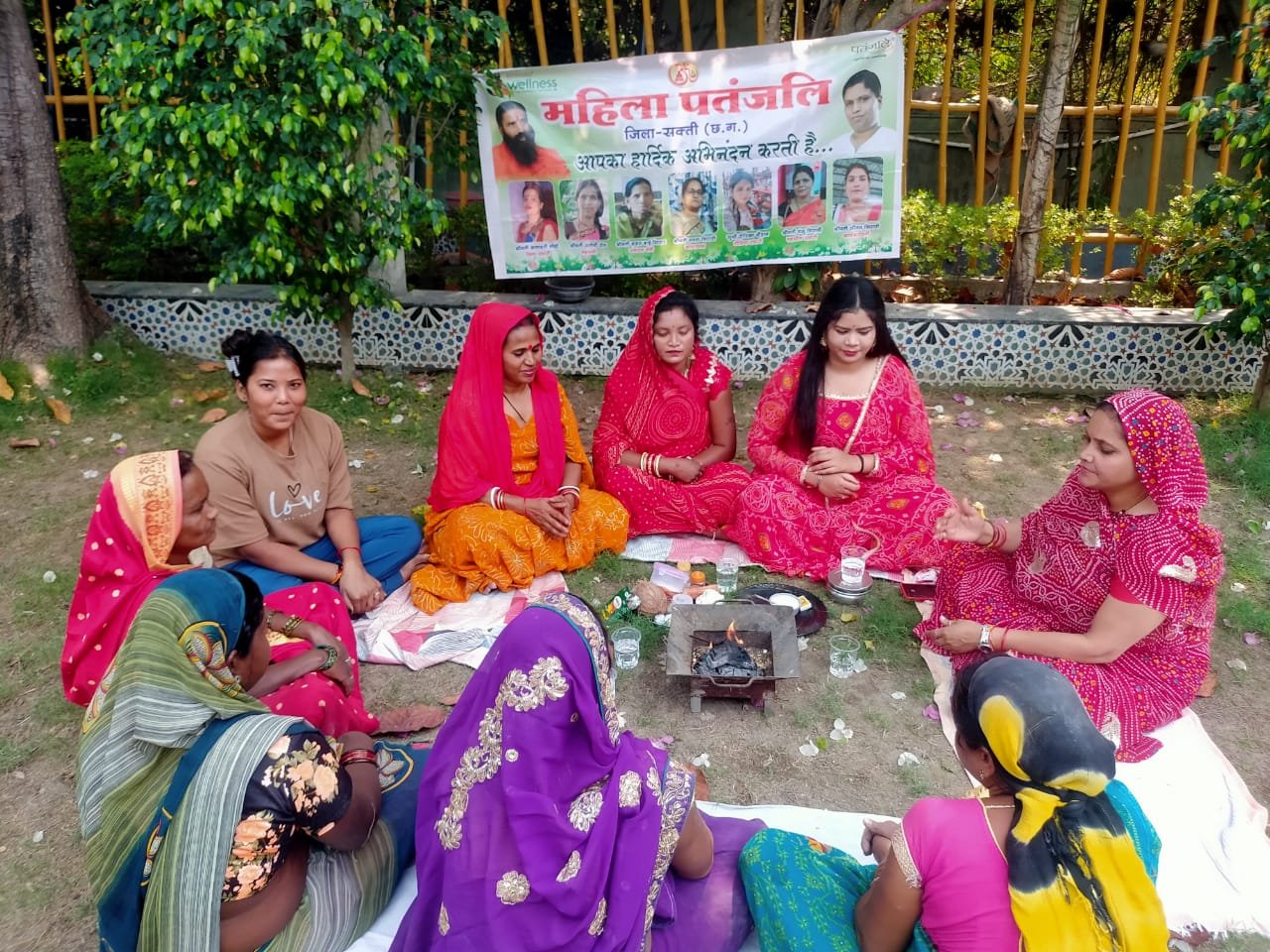 महिला पतंजलि परिवार यज्ञ हवन कर मनाया चैत्र नवरात्रि 1 IMG 20250404 WA0372 kshititech