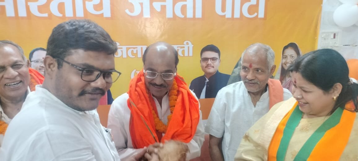 स्थापना दिवस पर वरिष्ठ भाजपा कार्यकर्ताओं का किया गया सम्मान 1 IMG 20250406 WA0144 kshititech