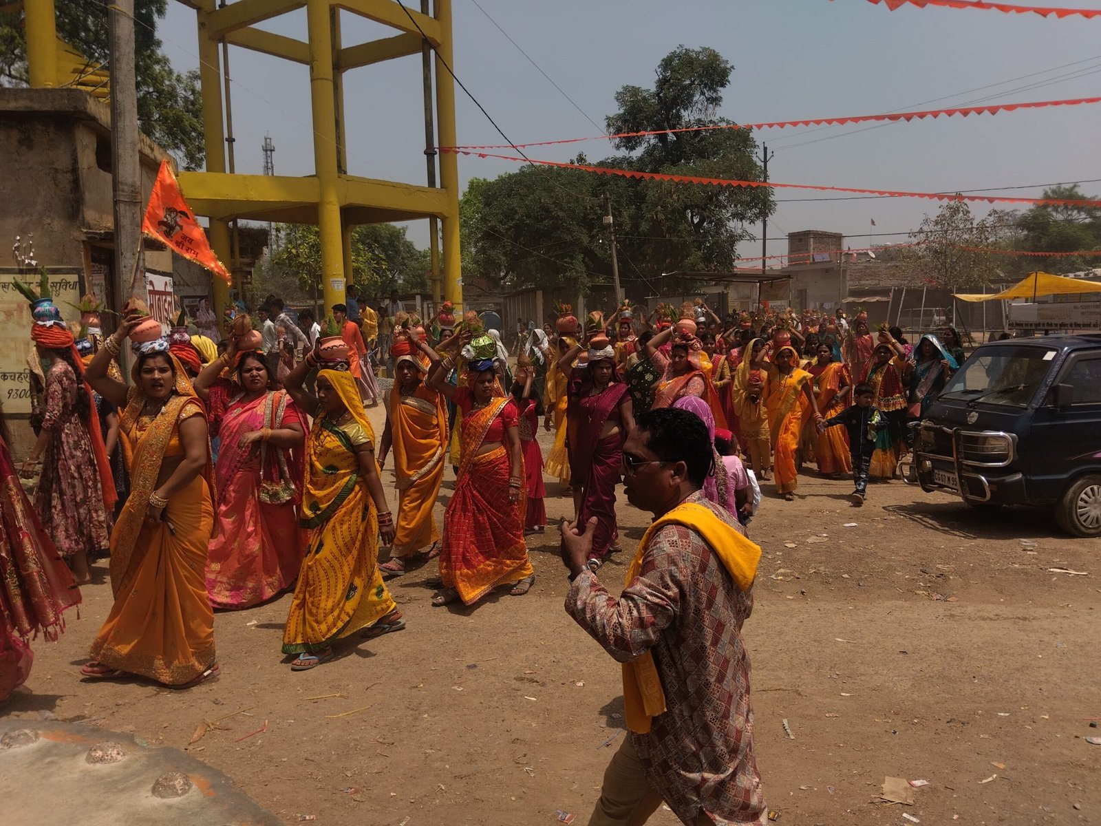 हसौद के राम मंदिर में तीन दिवसीय प्राण प्रतिष्ठा महोत्सव प्रारंभ, धार्मिक अनुष्ठानों की गूंज से गूंज उठा बाजार चौक, श्रद्धालुओं में उत्साह 1 IMG 20250421 WA0059 scaled kshititech