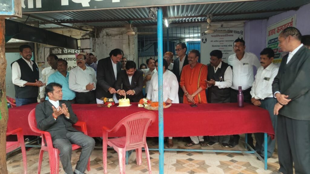 विधायक प्रतिनिधि अधिवक्ता रथ राम पटेल का जन्मदिन मनाया गया, अधिवक्ताओं ने दी शुभकामनाएं 2 img 20250628 wa00252642977790793608181 kshititech