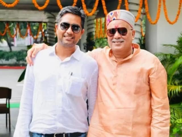 Chaitanya Baghel News: पूर्व CM भूपेश बघेल के बेटे की गिरफ्तारी पर गरमाई सियासत, कांग्रेस आज देगी 'ED' का जवाब 1 Bhupesh Baghel son Chaitanya arrest 2025 07 8da91b20f05707d4808eded688dca20d kshititech