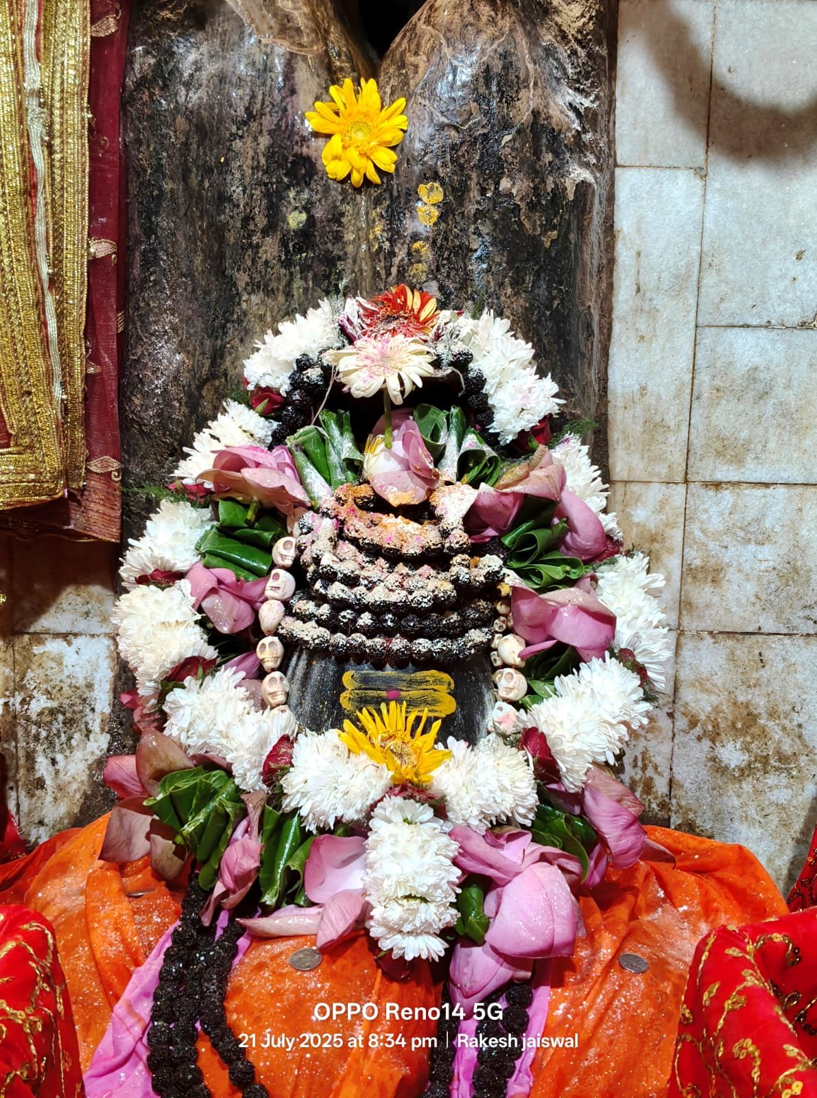 तुर्रीधाम में भगवान शिव का भव्य श्रृंगार चर्चा का विषय, सावन के दूसरे सोमवार में उमड़ा भक्तों का सैलाब 1 IMG 20250721 WA0101 kshititech