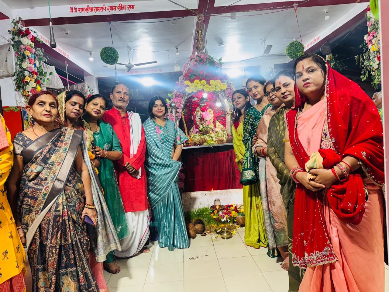 राम सप्ताह में उमड़ा आस्था का सैलाब : अग्रवाल समाज की महिलाओं ने की पूजा-अर्चना, पंडित भोला शंकर तिवारी ने दिया आशीर्वाद 1 IMG 20250823 WA0008 kshititech