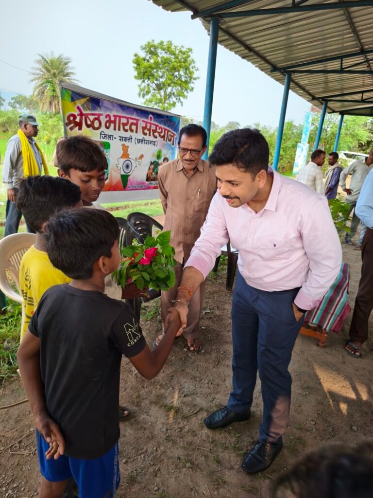 प्रकृति से जुड़ाव ही श्रेष्ठ समाज की पहचान – श्रेष्ठ भारत संस्थान के पौधारोपण कार्यक्रम में शामिल हुए सीईओ वासु जैन 3 img 20250826 1647574833949486364135829 kshititech