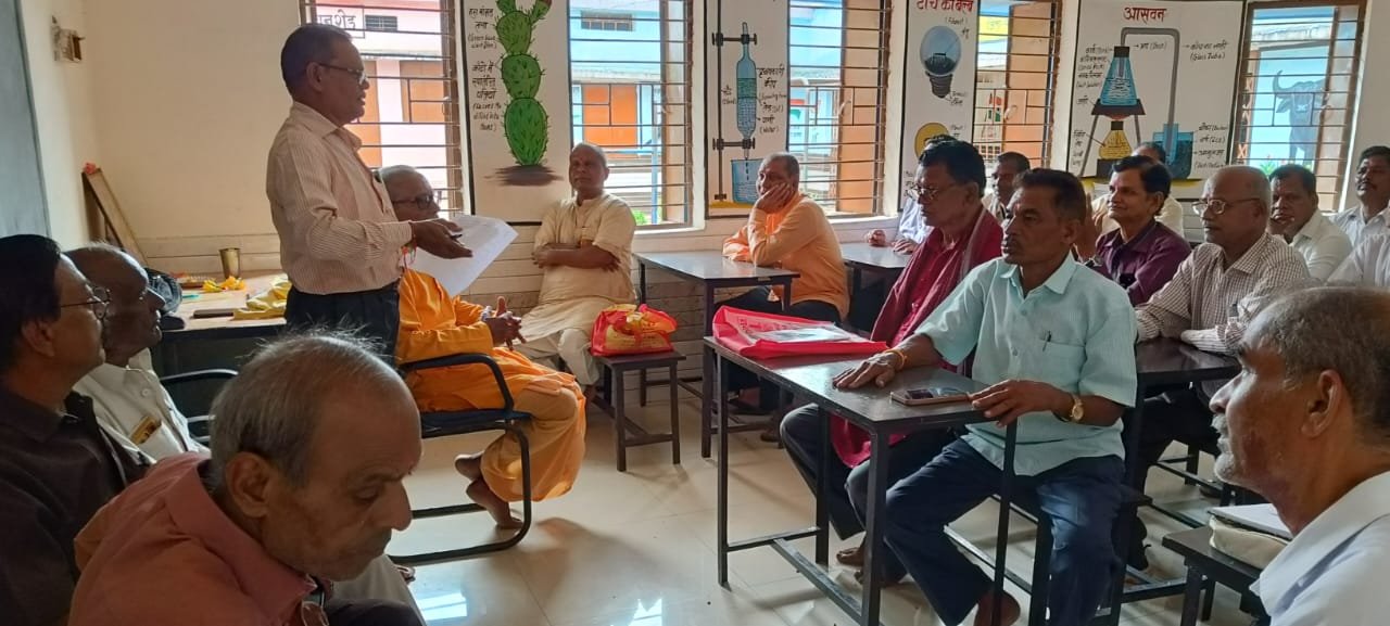 छत्तीसगढ़ पेंशनधारी कल्याण संघ इकाई अड़भार की हुई मासिक बैठक, कई अहम मुद्दों पर हुआ चर्चा 1 IMG 20250901 WA0020 kshititech
