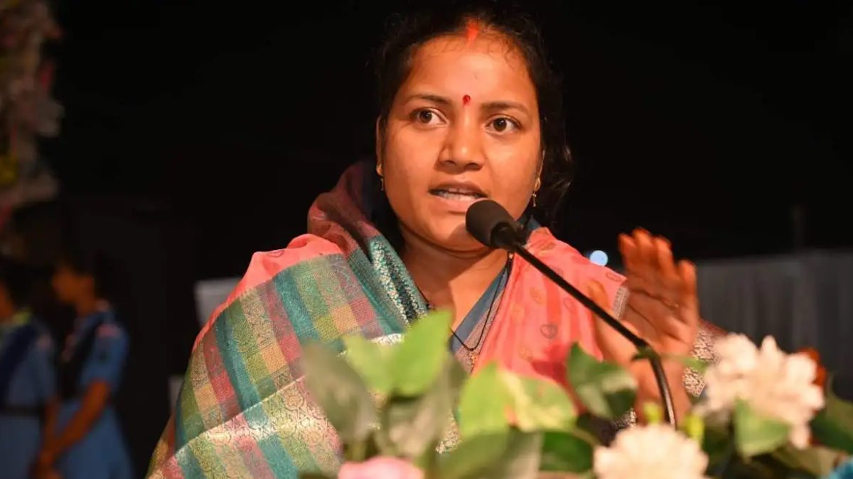छत्तीसगढ़ सरकार में मंत्री लक्ष्मी राजवाड़े को झूठे मामले में फंसाने और जान से मारने की धमकी 1 chhattisgarhministerlakshmirajwade 1732459008 kshititech